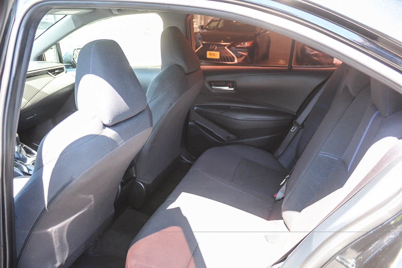 Used 2022 Toyota Corolla SE FWD image 23