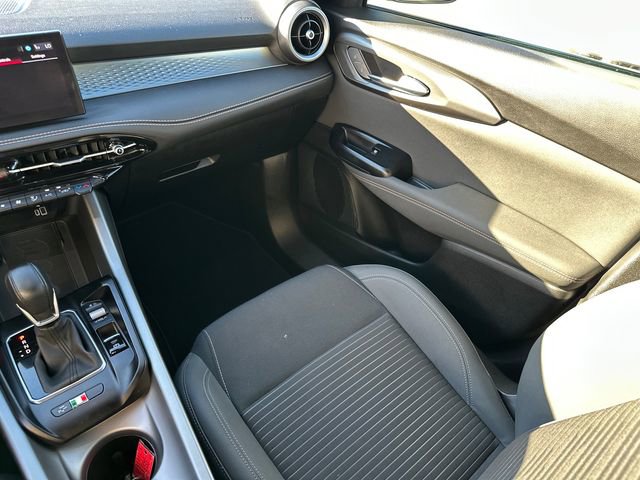 Used 2025 Alfa Romeo Tonale w/ Active Assist Package image 20