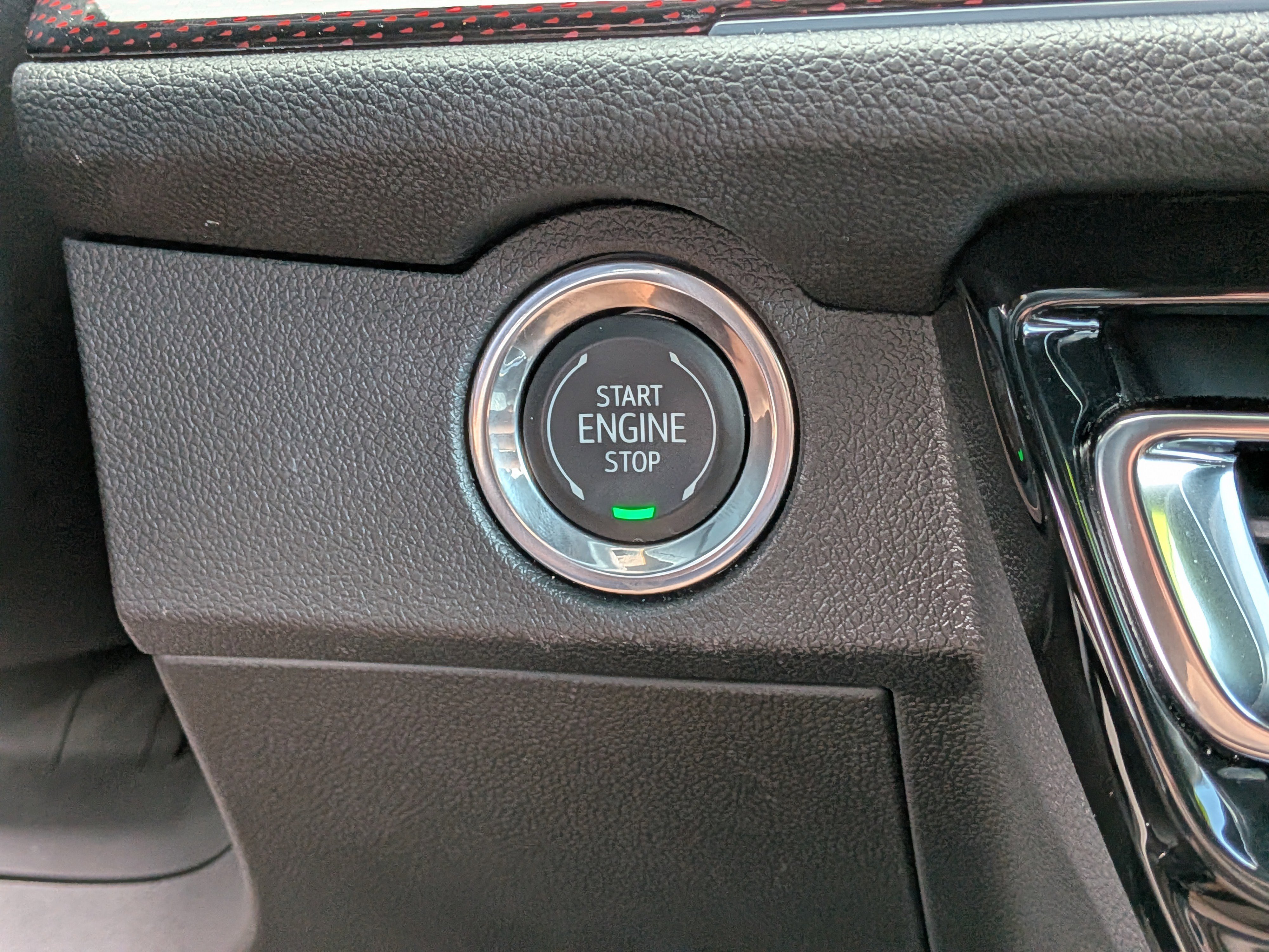 Used 2025 Chevrolet Traverse Z71 w/ Driver Confidence Package AWD/4WD image 30