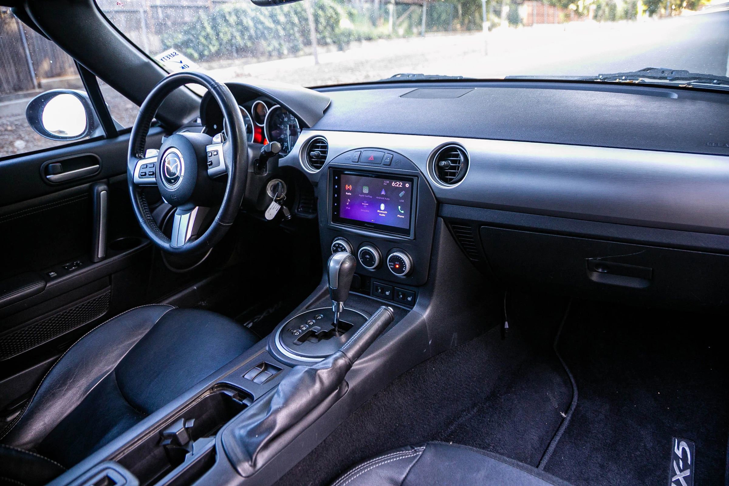 Used 2012 MAZDA MX-5 Miata Grand Touring w/ Premium Pkg image 21