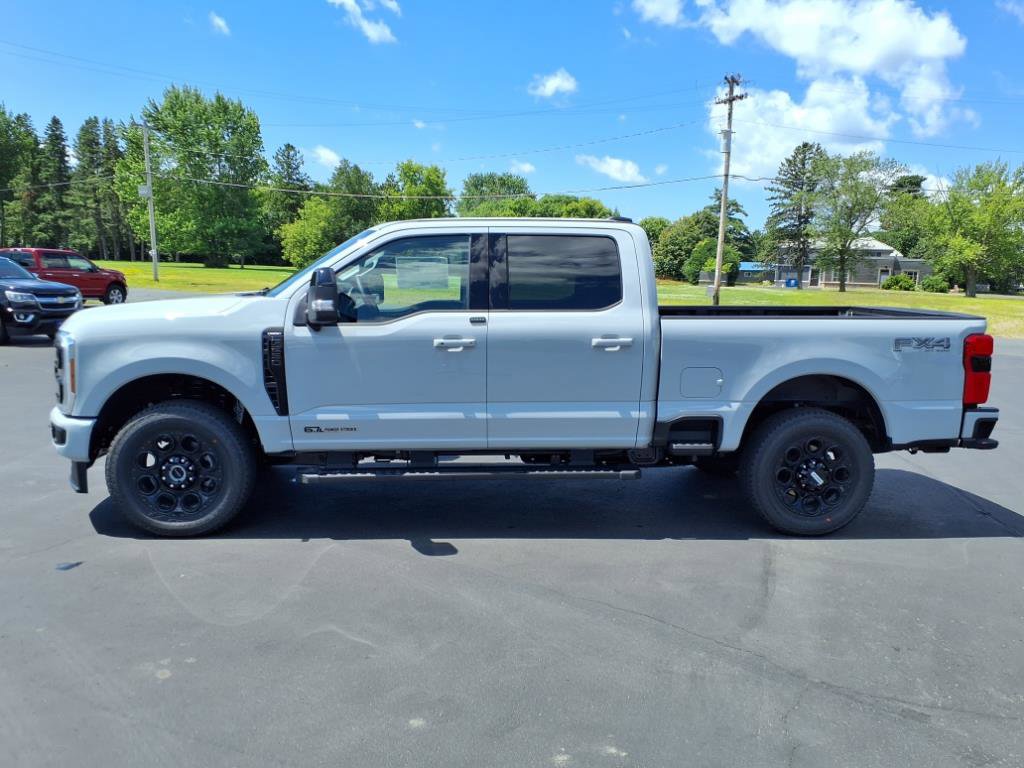 New 2025 Ford F250 Lariat w/ Lariat Ultimate Package image 2