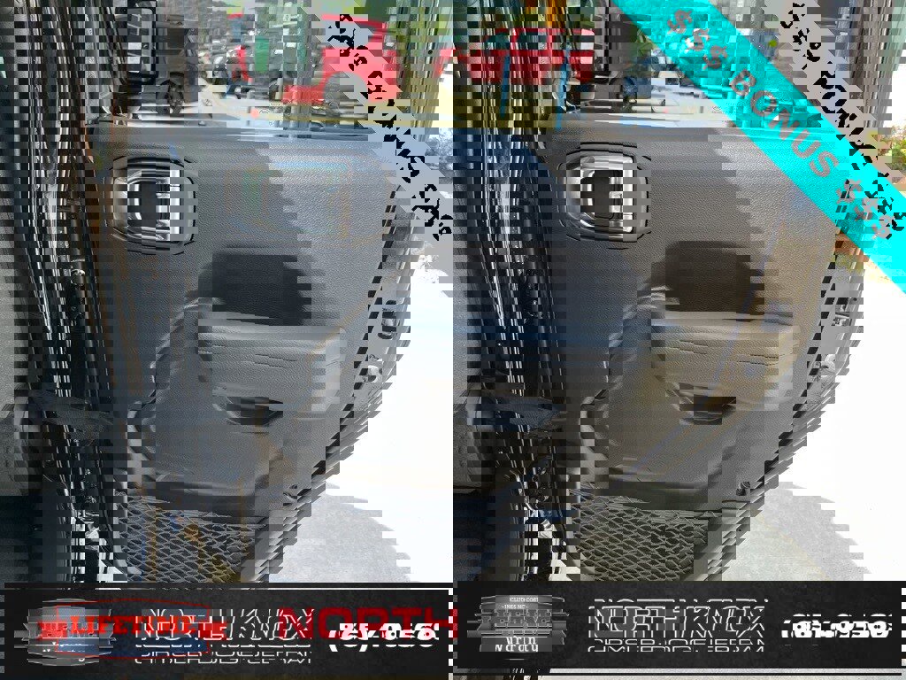 New 2025 Jeep Gladiator Sport image 25