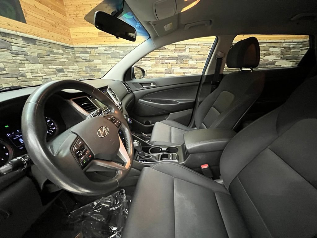 Used 2017 Hyundai Tucson Sport w/ Cargo Package AWD/4WD image 27