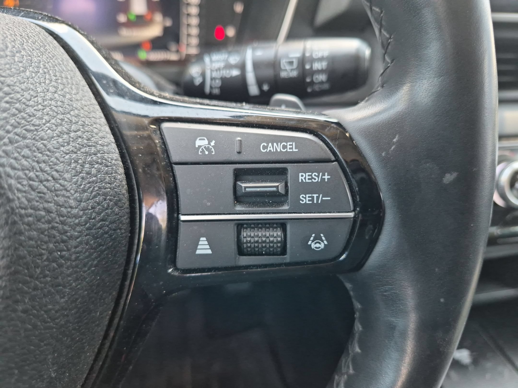 Used 2024 Honda Pilot Elite image 21