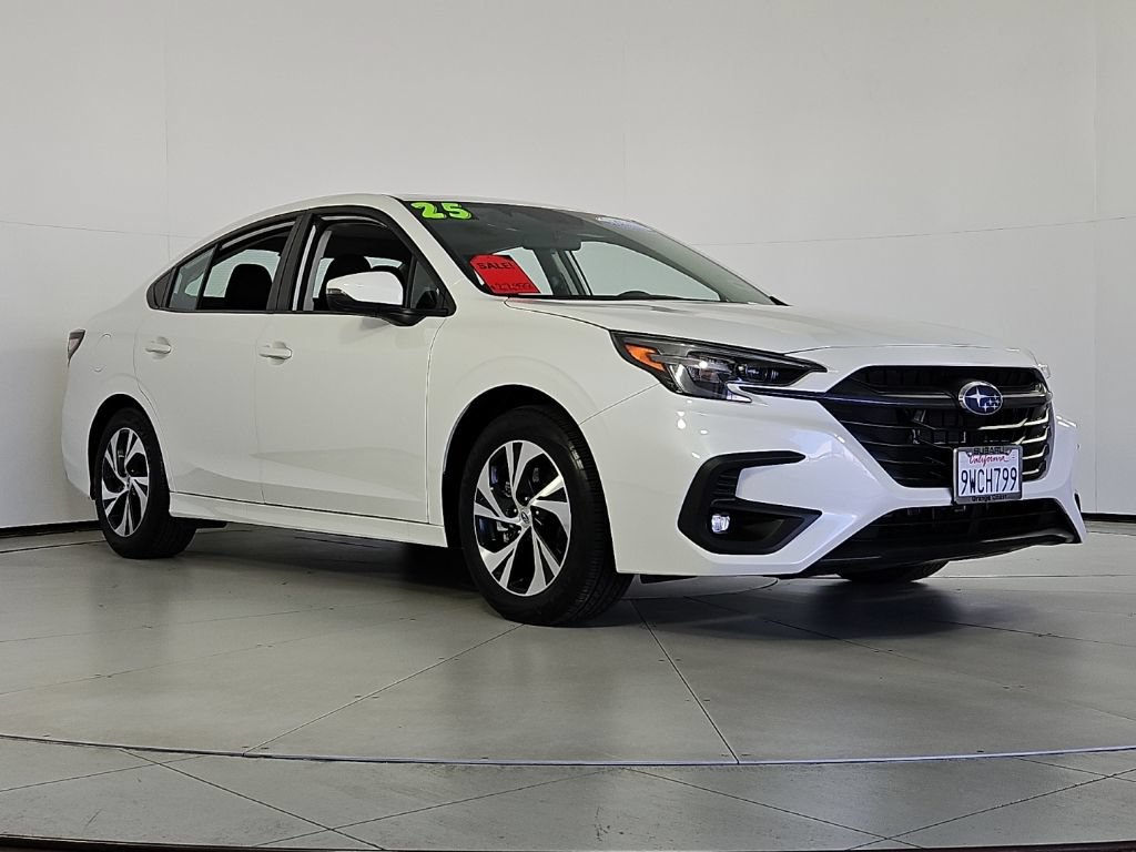 Certified 2025 Subaru Legacy Premium AWD/4WD image 4
