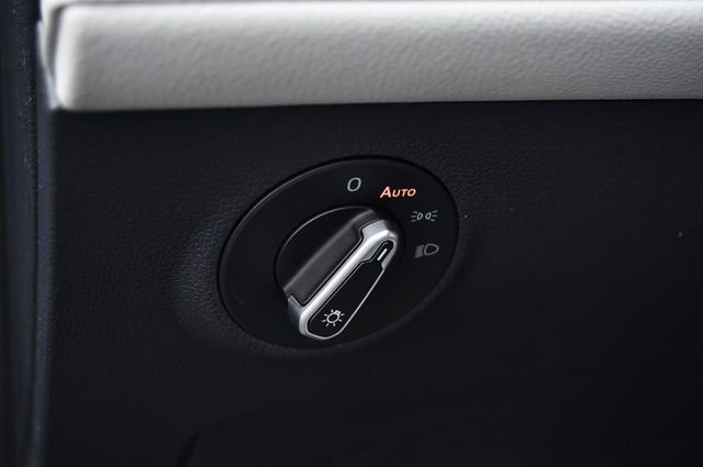 New 2026 Volkswagen Taos S image 10