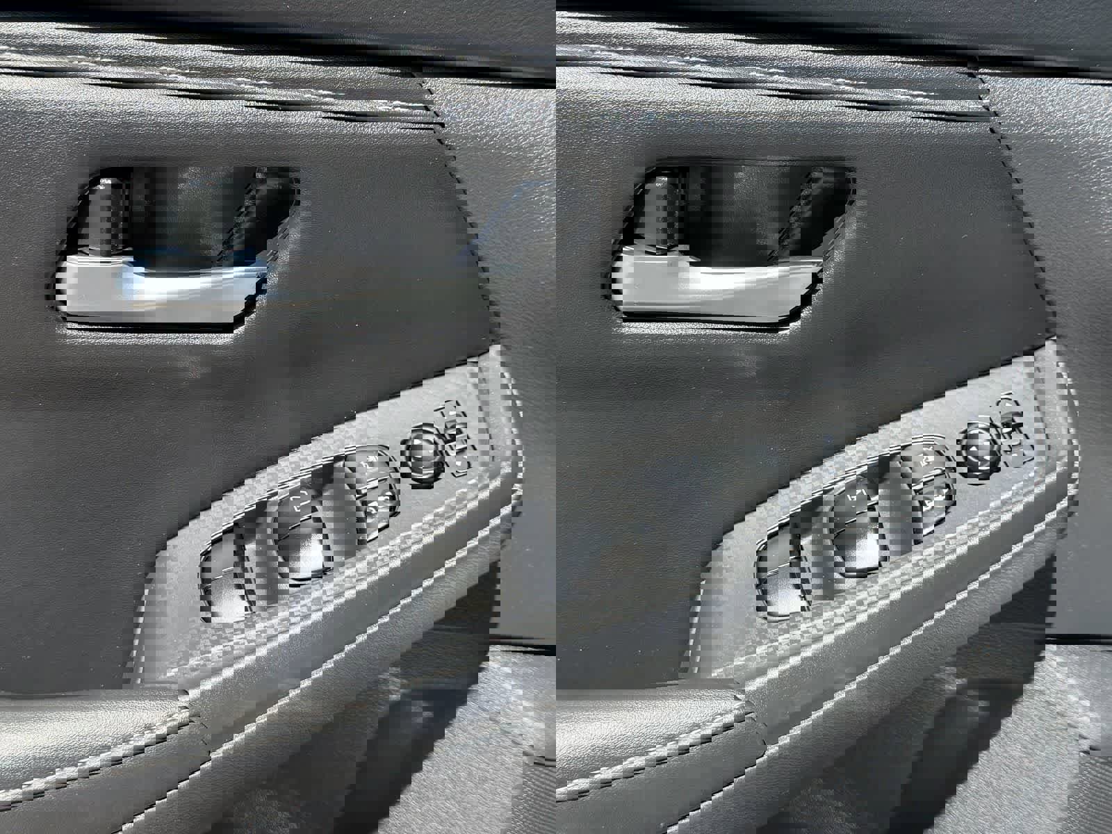 Certified 2025 Nissan Sentra SV image 22