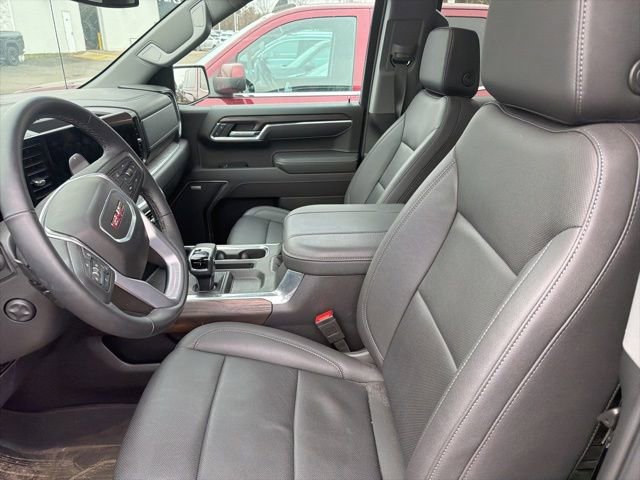 Used 2025 GMC Sierra 1500 SLT w/ SLT Premium Plus Package image 3