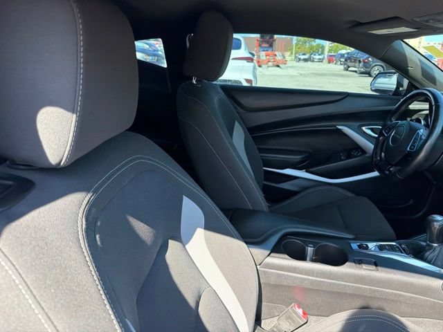 Used 2018 Chevrolet Camaro LS RWD image 21