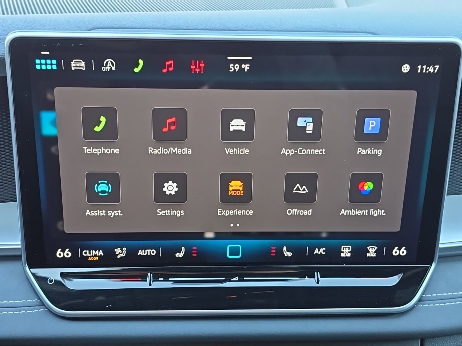 New 2026 Volkswagen Tiguan SE R-Line AWD/4WD image 25