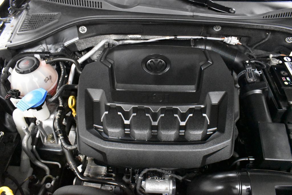 Used 2020 Volkswagen Passat 2.0T SEL image 11