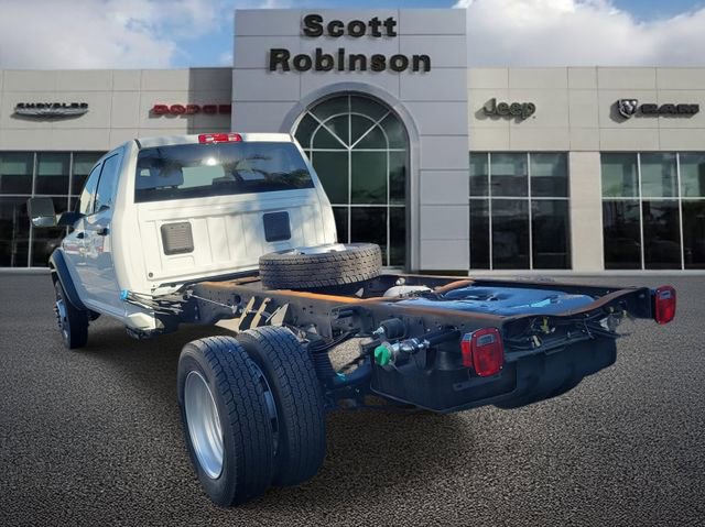 New 2024 RAM 5500 Tradesman w/ Chrome Appearance Group image 3