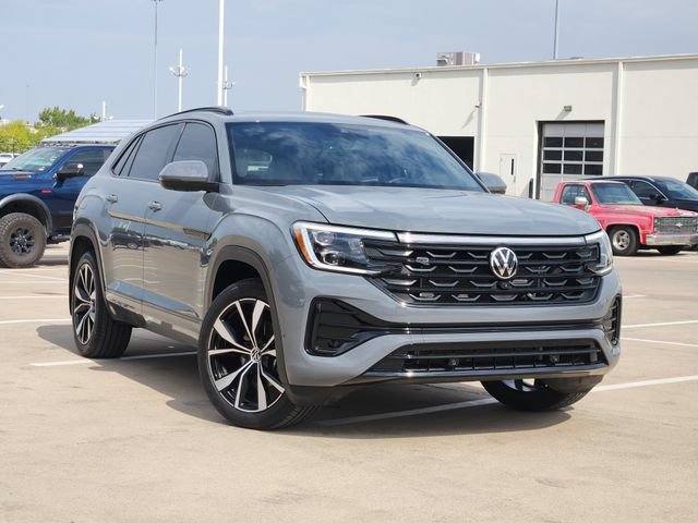 Used 2026 Volkswagen Atlas Cross Sport SEL Premium R-Line AWD/4WD image 2