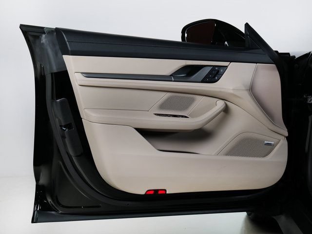 New 2026 Porsche Taycan 4S AWD/4WD image 27