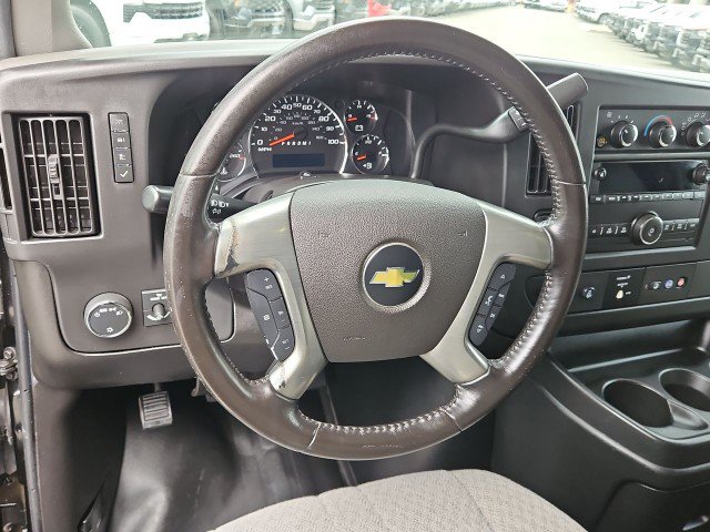 Used 2016 Chevrolet Express 2500 RWD image 11
