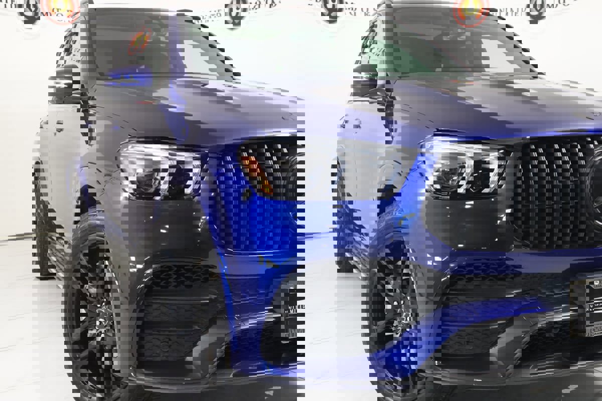 Used 2022 Mercedes-Benz GLE 53 AMG 4MATIC w/ 3rd Row Seat Package image 20