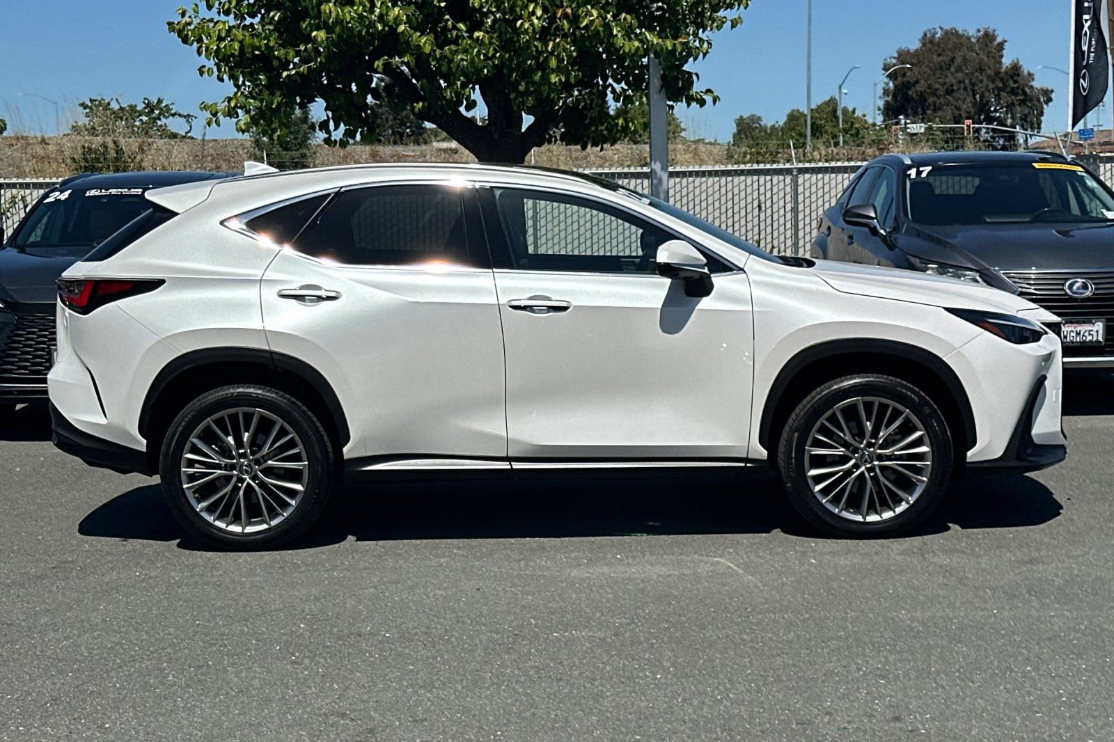 Certified 2022 Lexus NX 350 AWD w/ Vision Package image 3
