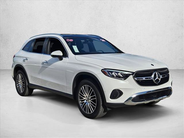 Used 2026 Mercedes-Benz GLC 300 image 3