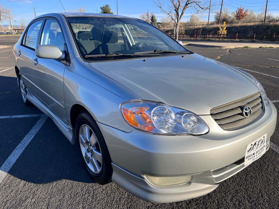 Used 2004 Toyota Corolla CE image 3