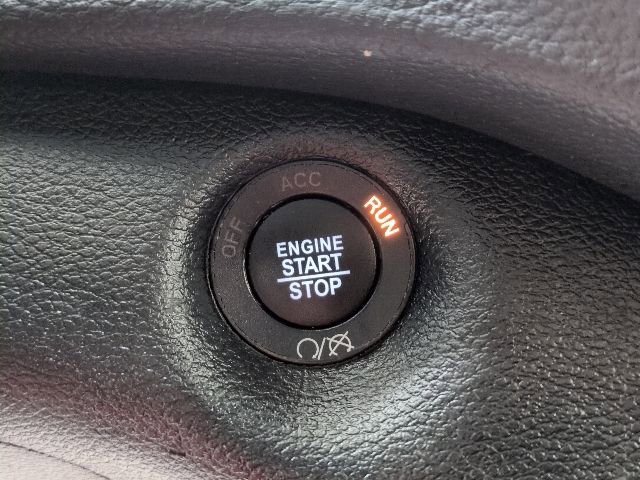 Used 2023 Jeep Cherokee Altitude Lux AWD/4WD image 8