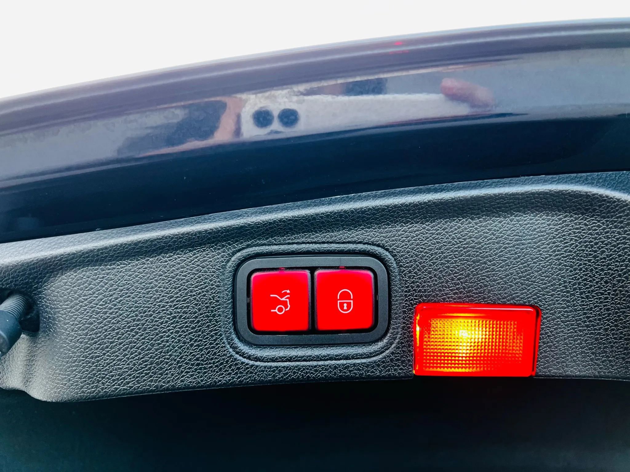 Used 2019 Mercedes-Benz C 300 4MATIC Coupe image 11