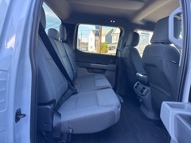 New 2025 Ford F150 Lightning XLT w/ Max Trailer Tow Package image 39