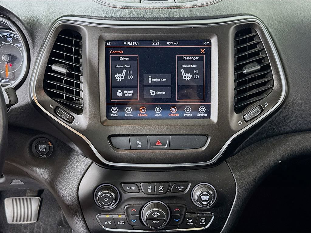 Used 2019 Jeep Cherokee Trailhawk w/ Comfort/Convenience Group AWD/4WD image 19