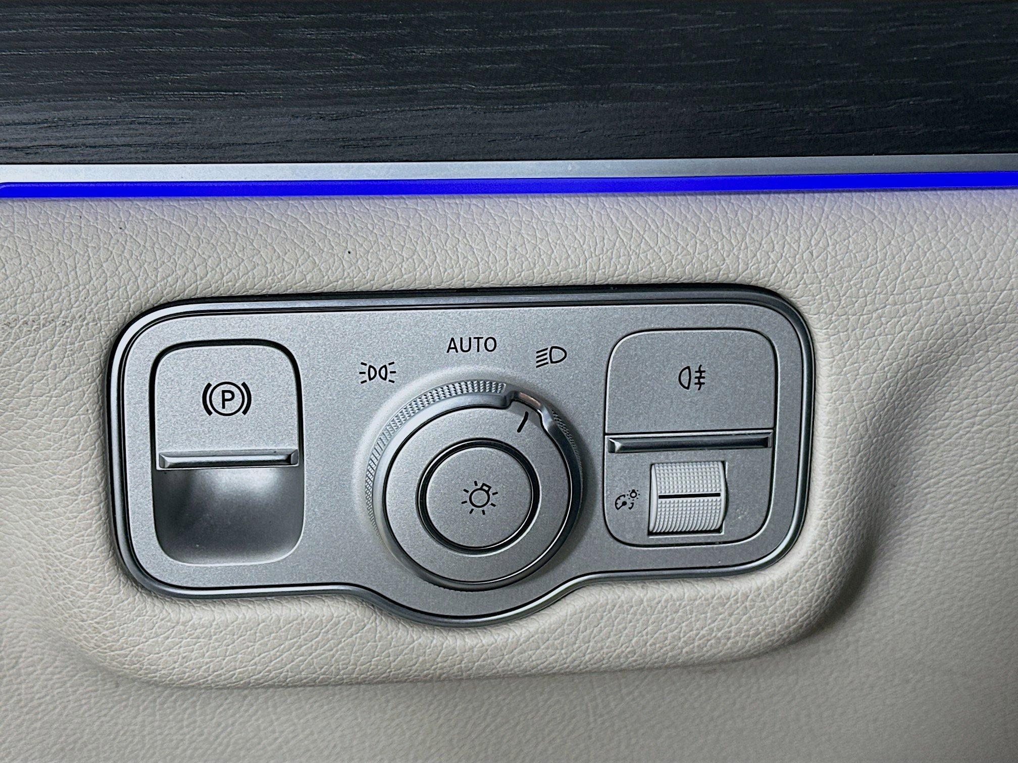 Certified 2024 Mercedes-Benz GLE 350 4MATIC image 10