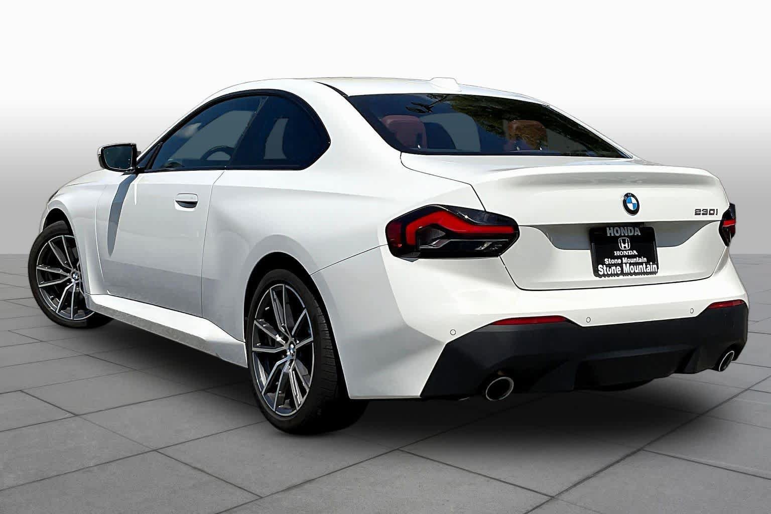 Used 2026 BMW 230i Coupe w/ Premium Package RWD image 12