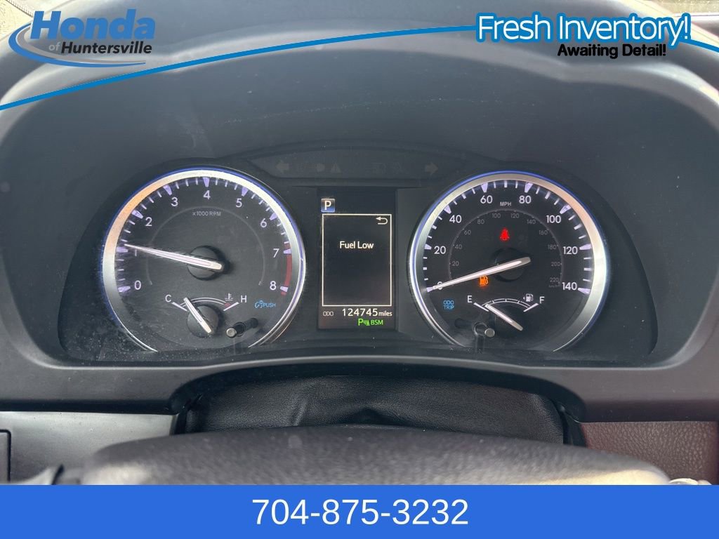 Used 2019 Toyota Highlander Limited image 25