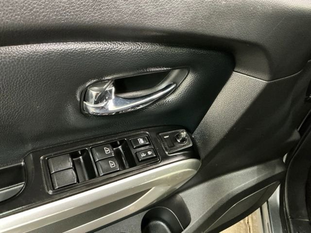 Used 2018 Nissan Titan PRO-4X image 16