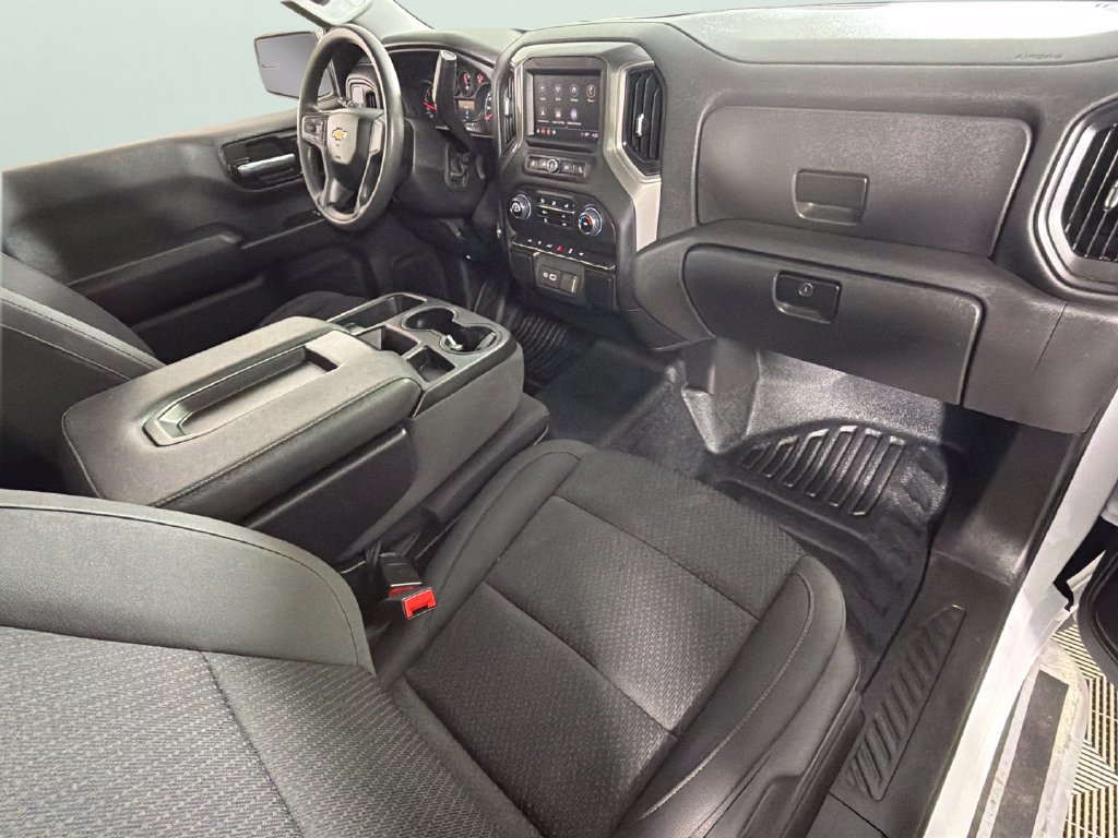 Certified 2025 Chevrolet Silverado 1500 W/T RWD image 29