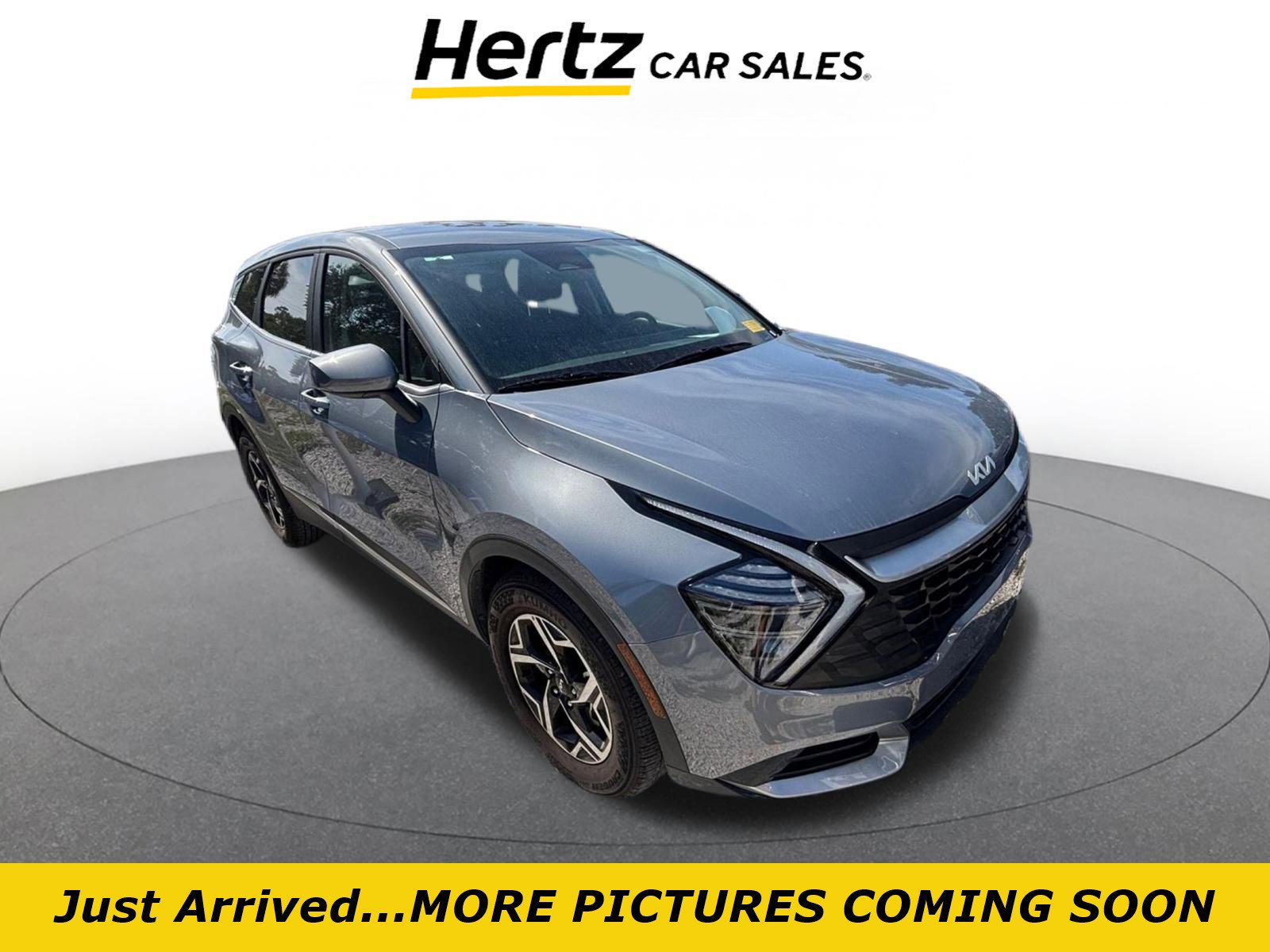 Used 2025 Kia Sportage LX FWD image 1