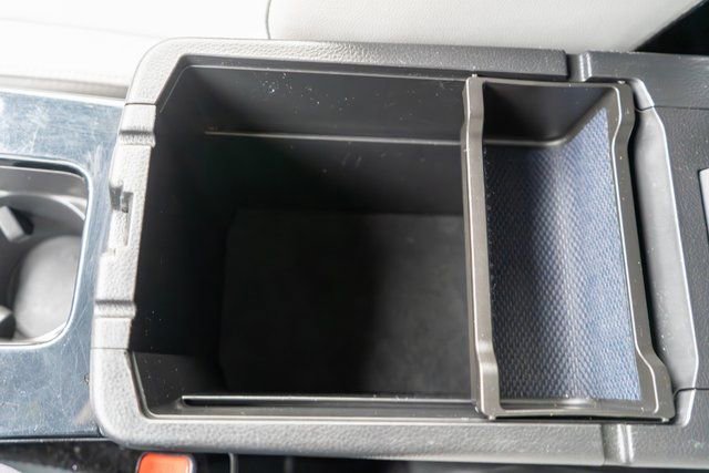 Used 2025 Mitsubishi Eclipse Cross Black Edition image 36