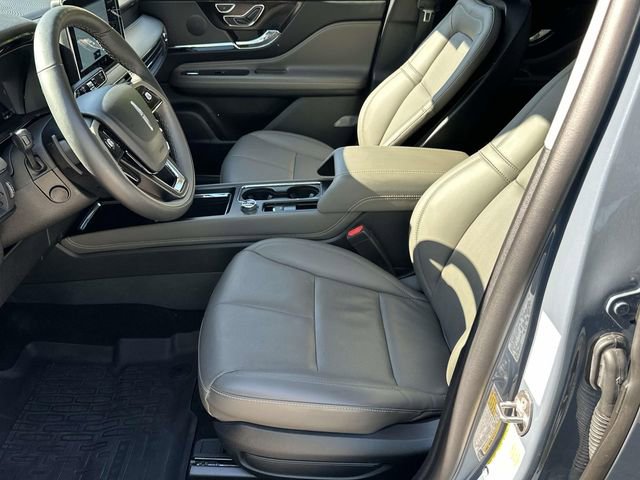 Used 2025 Lincoln Corsair Grand Touring w/ Equipment Group 301A AWD/4WD image 24