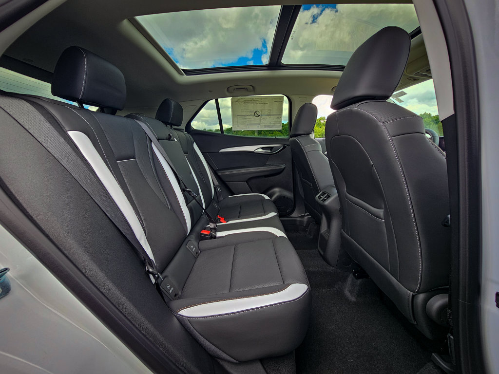 New 2026 Buick Envision Sport Touring AWD/4WD image 39