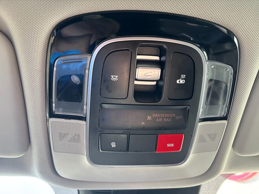 Used 2023 Hyundai Tucson Limited image 16