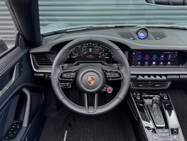 New 2026 Porsche 911 Carrera 4S image 18