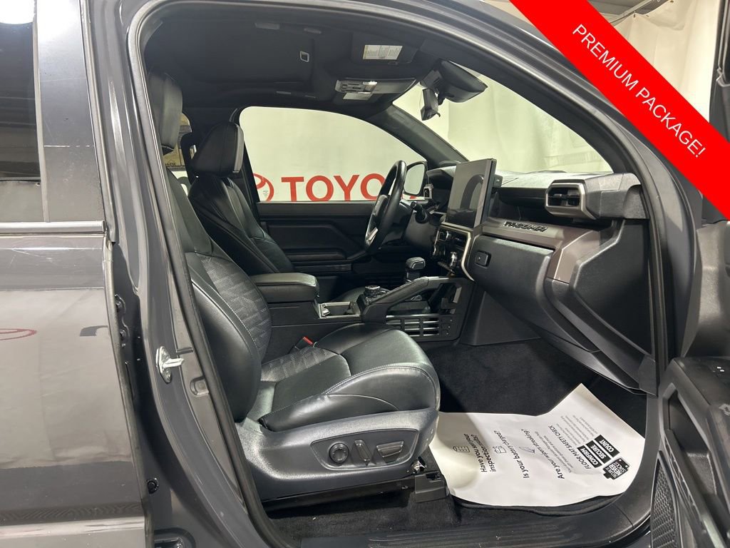 Used 2024 Toyota Tacoma TRD Off-Road w/ TRD Off Road Premium Package AWD/4WD image 11