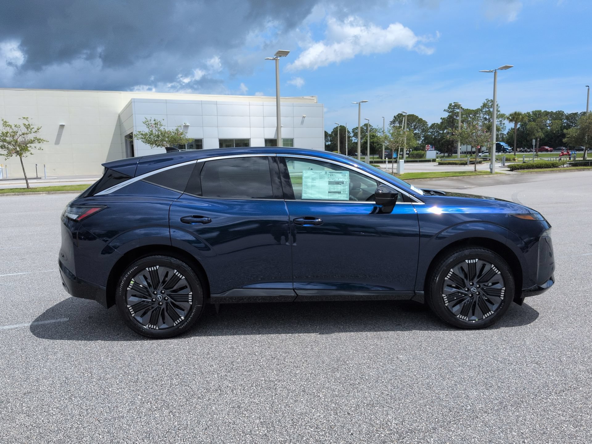 New 2026 Nissan Murano Platinum w/ Cargo Package AWD/4WD image 4