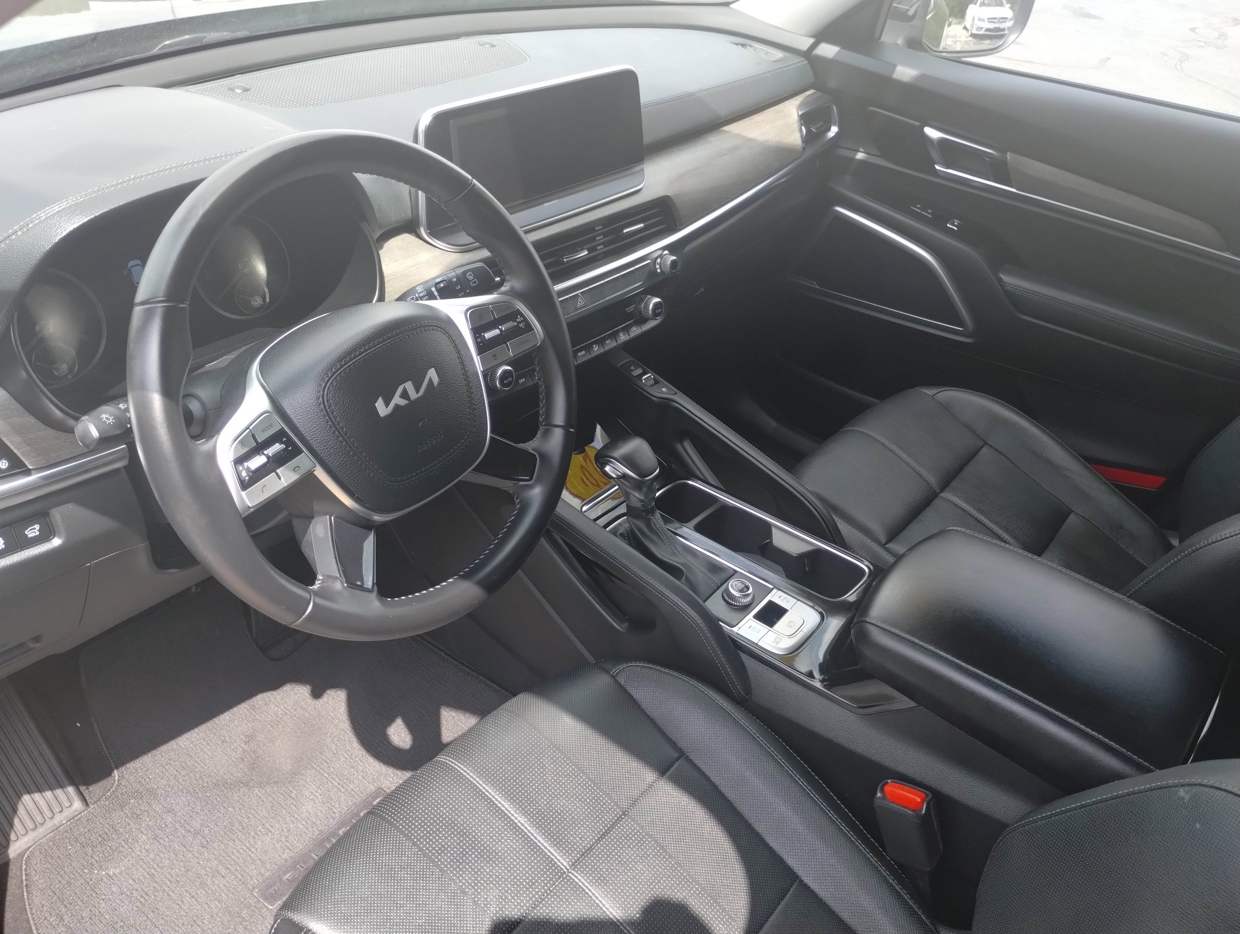 Used 2022 Kia Telluride EX image 10