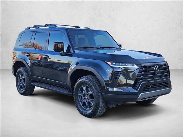 Used 2025 Lexus GX 550 w/ Accessory Package (CT) image 3