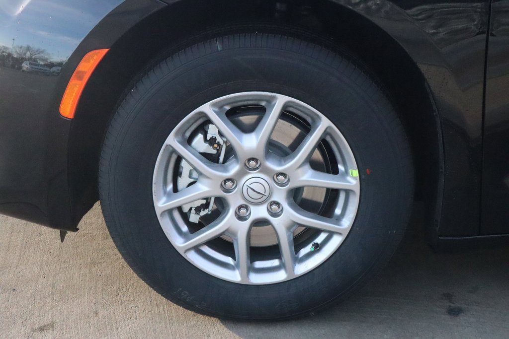 New 2026 Chrysler Voyager LX image 18