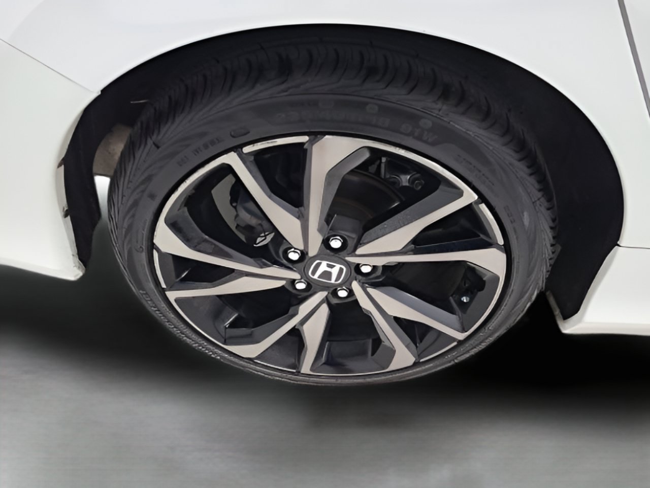 Used 2021 Honda Civic Sport image 17