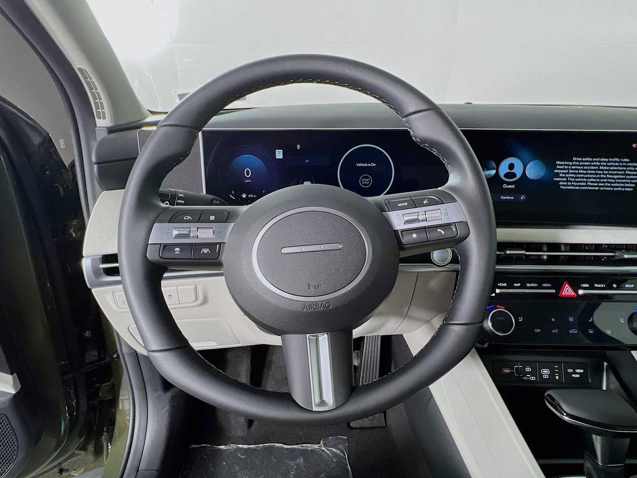 New 2025 Hyundai Tucson SEL image 8