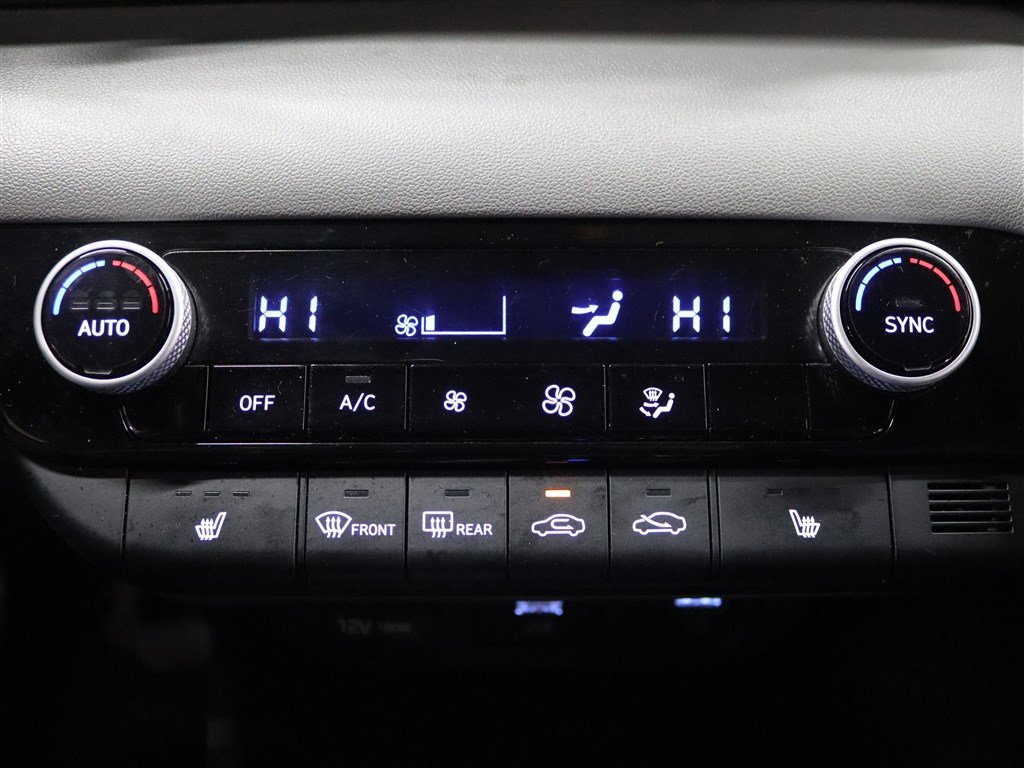 Used 2021 Hyundai Elantra SEL w/ Convenience Package image 25