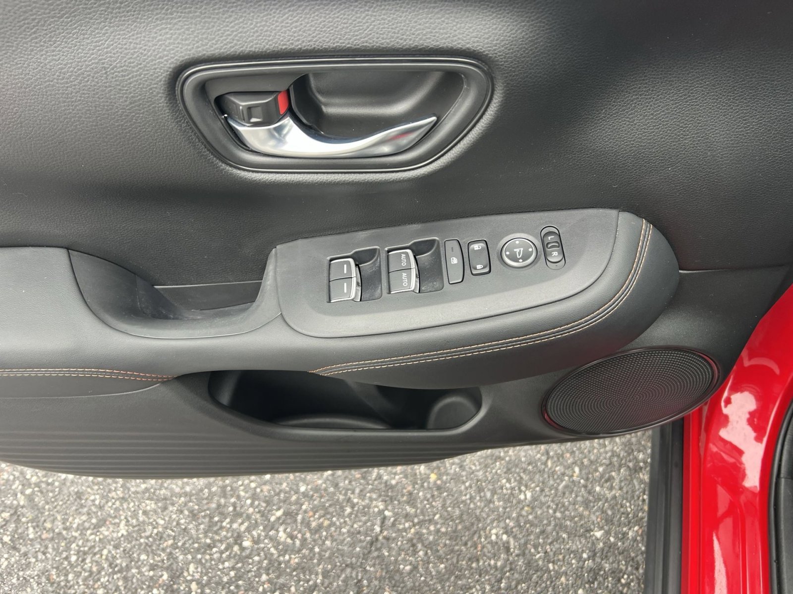 Used 2023 Honda HR-V Sport image 14