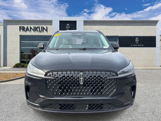 New 2026 Lincoln Aviator AWD w/ Jet Appearance Package image 2