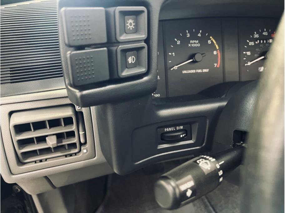 Used 1988 Ford Mustang GT image 26