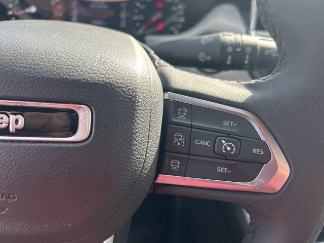 Used 2024 Jeep Compass Limited image 15